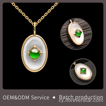 Pendant Jadeite Gwyrdd i Ymerodrol Gwyn Aur 18k